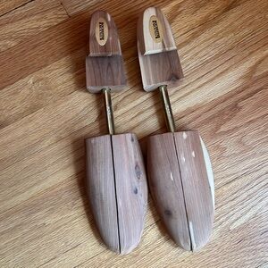 Rochester Shoe Co. split-toe shoe tree pair size XL